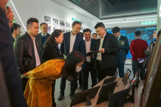 （頭條 委員風采）張明委員：引企業(yè)之力 (1069822)-20240109085131.jpg