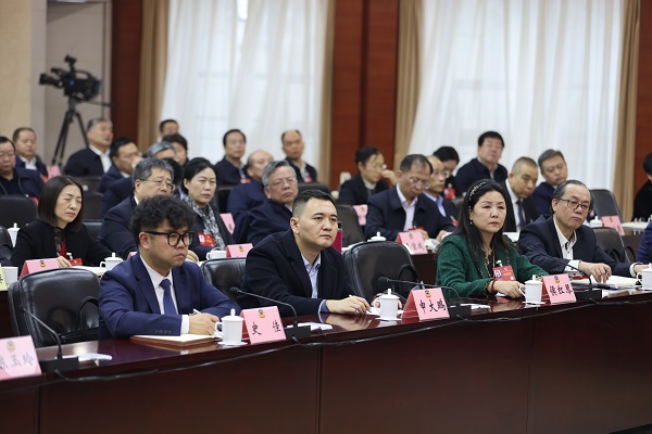 1737157640532604.jpg 省政協十三屆三次會議第一聯組討論現場 陜(1426961)-20250118074533.jpg