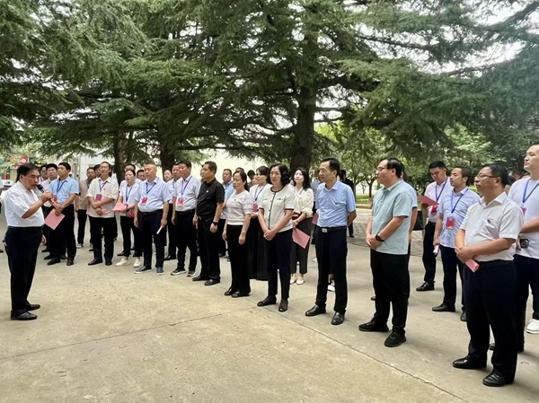 1739151711520125.jpg 彬州市政協(xié)委員視察全市中小學(xué)基礎(chǔ)設(shè)施建設(shè)(1448968)-20250210092353.jpg