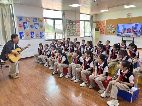 1745803066135950.jpg 共享一名師_同唱一首歌(1536988)-20250428090003.jpg