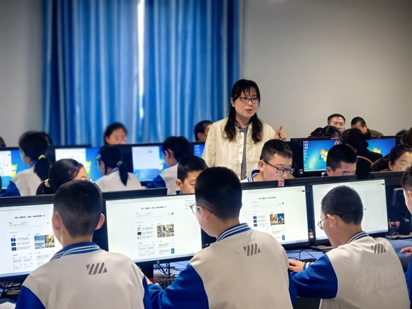 1757640223999154.jpg 【統(tǒng)戰(zhàn)人物】配圖(1699478)-20250912090628.jpg